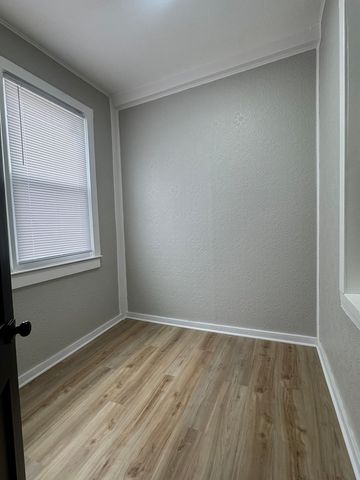 1807 S 49th Court 2nd, Cicero, IL 60804