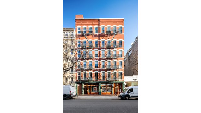 421 W Broadway Apt 6, New York City, NY 10012