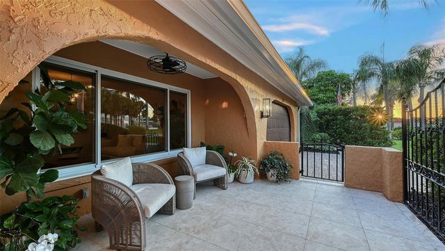 7137 WESTMORELAND DRIVE, Sarasota, FL 34243