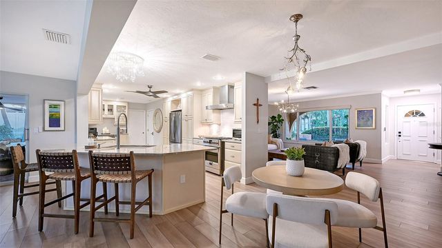 7137 WESTMORELAND DRIVE, Sarasota, FL 34243