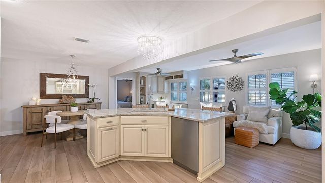 7137 WESTMORELAND DRIVE, Sarasota, FL 34243