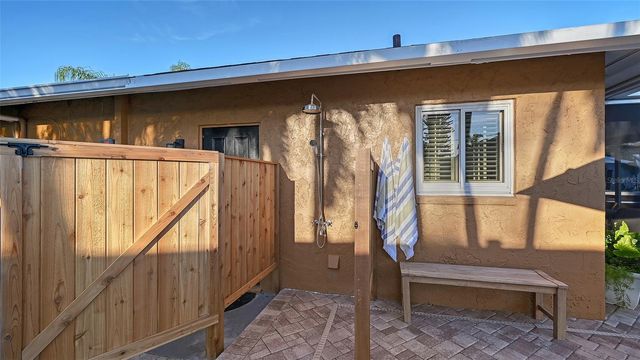7137 WESTMORELAND DRIVE, Sarasota, FL 34243