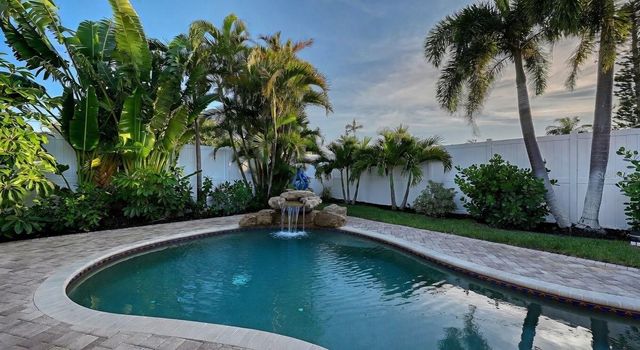 7137 WESTMORELAND DRIVE, Sarasota, FL 34243