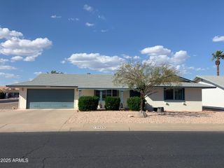 10926 W Greer Avenue, Sun City, AZ 85351