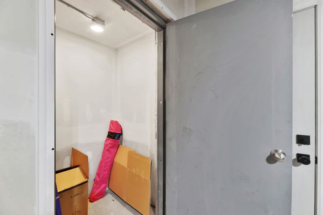 3971 E 63rd St S, Derby, KS 67037