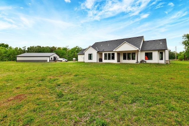 3971 E 63rd St S, Derby, KS 67037