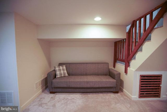 2518 E FAIRMOUNT AVE, Baltimore, MD 21224