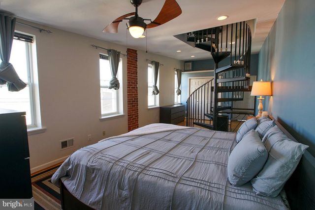 2518 E FAIRMOUNT AVE, Baltimore, MD 21224