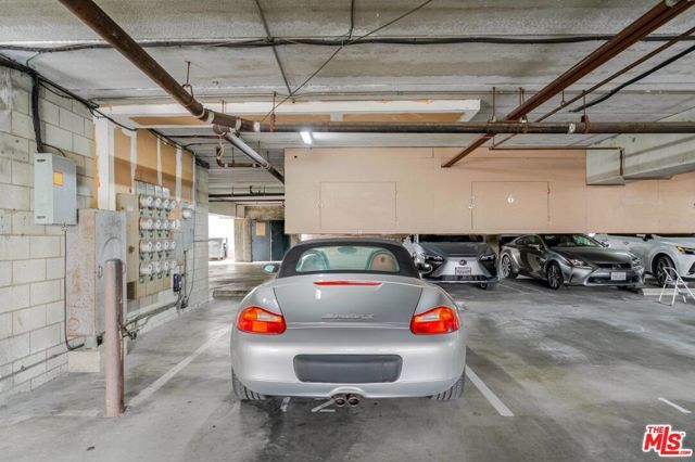 1121 E Wilson Avenue 12, Glendale, CA 91206