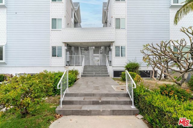 1121 E Wilson Avenue 12, Glendale, CA 91206