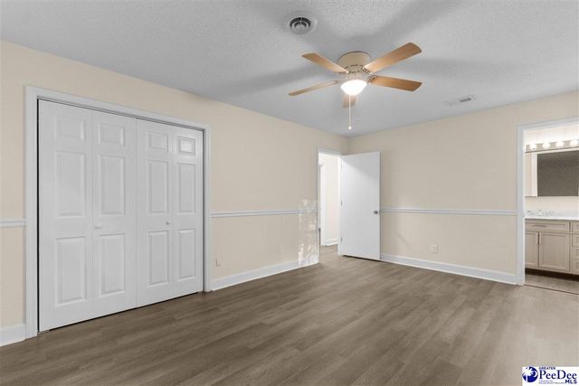 37 York St, Florence, SC 29506