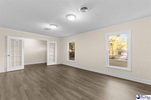 37 York St, Florence, SC 29506