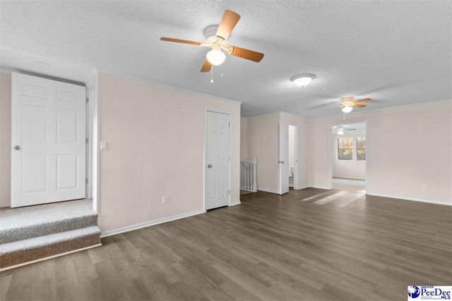 37 York St, Florence, SC 29506