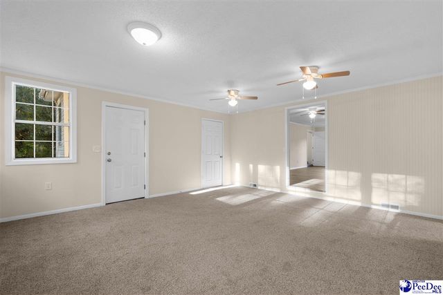 37 York St, Florence, SC 29506