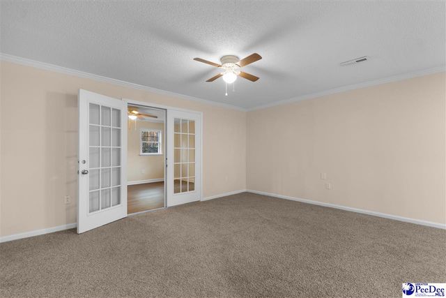 37 York St, Florence, SC 29506