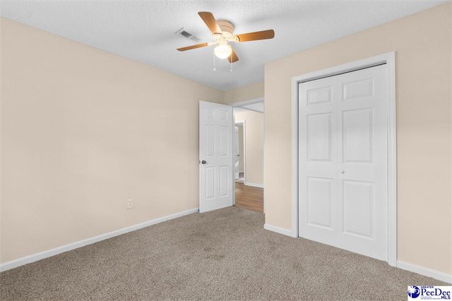 37 York St, Florence, SC 29506