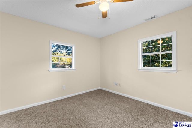 37 York St, Florence, SC 29506