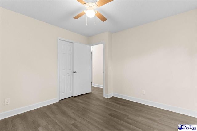 37 York St, Florence, SC 29506