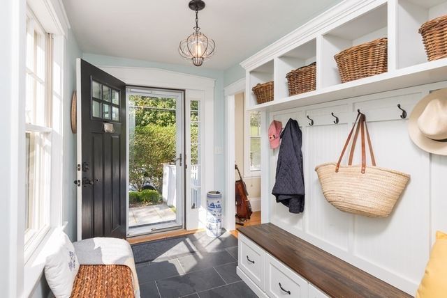 380 Beechwood St, Cohasset, MA 02025