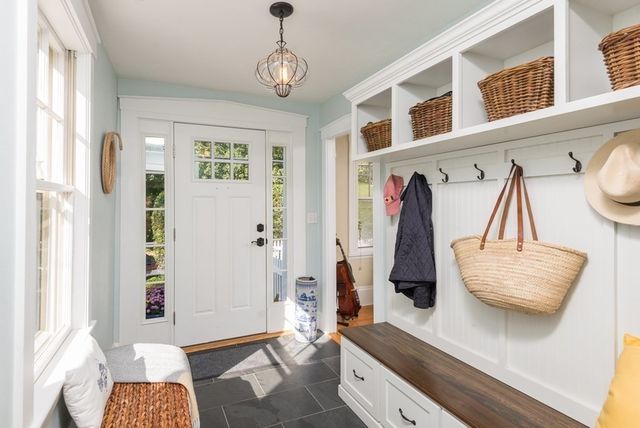 380 Beechwood St, Cohasset, MA 02025