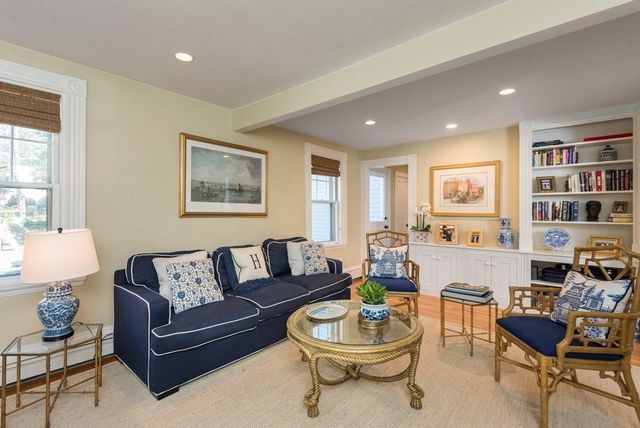 380 Beechwood St, Cohasset, MA 02025