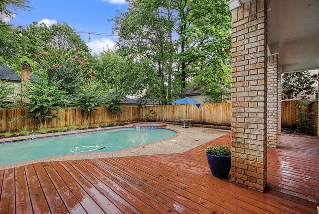 87 Rush Haven Drive, The Woodlands, TX 77381