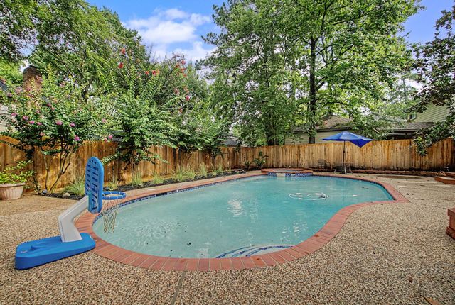 87 Rush Haven Drive, The Woodlands, TX 77381