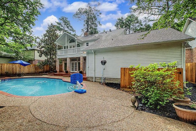87 Rush Haven Drive, The Woodlands, TX 77381