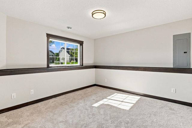 17762 Empire Trail, Lakeville, MN 55044