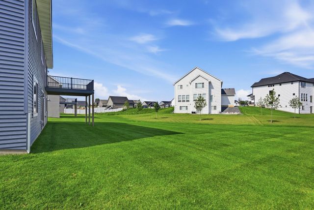 17762 Empire Trail, Lakeville, MN 55044