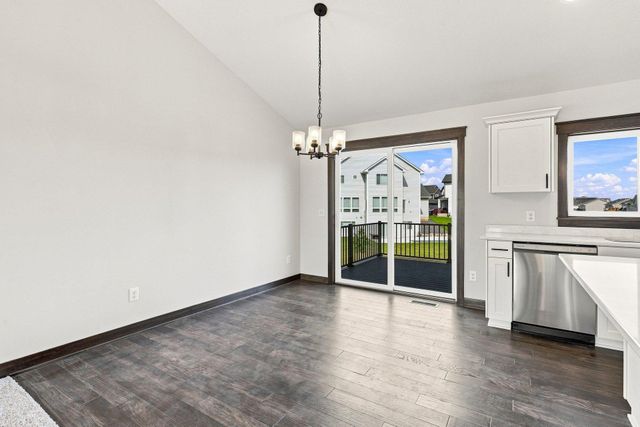 17762 Empire Trail, Lakeville, MN 55044