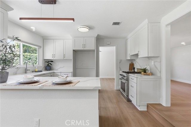 350 Latchwood, La Habra, CA 90631