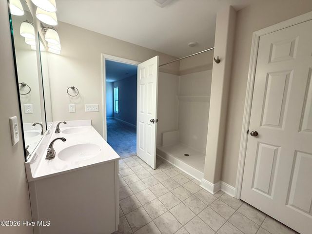 102 Palo Alto Park Drive, Maysville, NC 28555