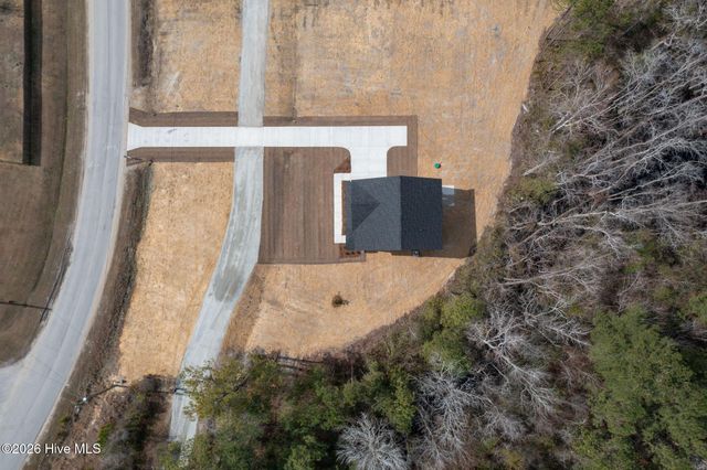 102 Palo Alto Park Drive, Maysville, NC 28555