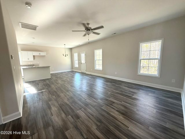 102 Palo Alto Park Drive, Maysville, NC 28555