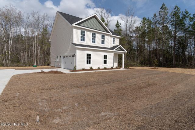 102 Palo Alto Park Drive, Maysville, NC 28555