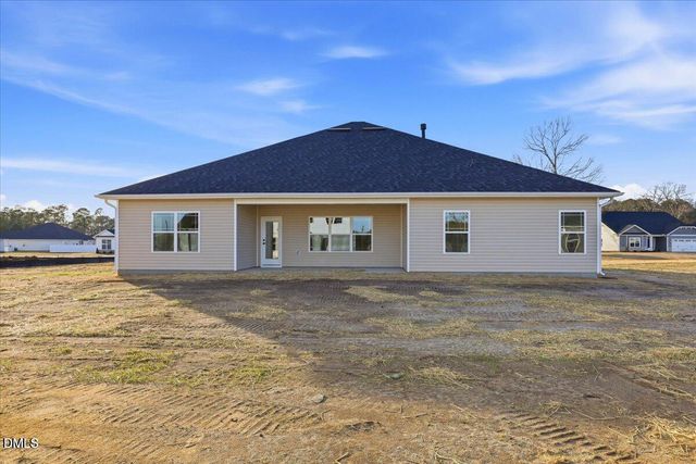 104 Manchester Court, La Grange, NC 28551