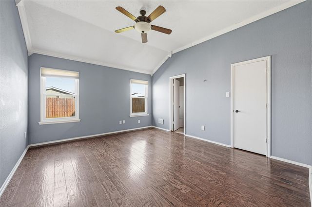 7411 Marsland Lane, Arlington, TX 76001