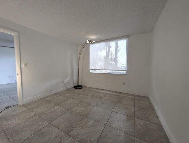 1720 NW N River Drive 209, Miami, FL 33125