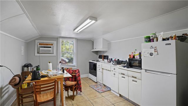 761 S 4th Street, Jesup, GA 31545