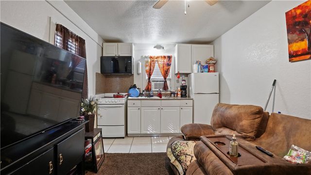 761 S 4th Street, Jesup, GA 31545