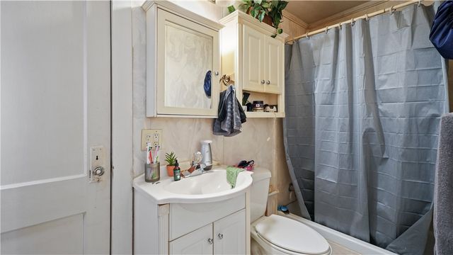 761 S 4th Street, Jesup, GA 31545