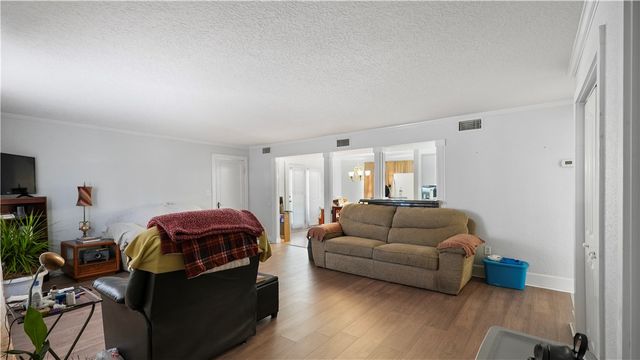 761 S 4th Street, Jesup, GA 31545