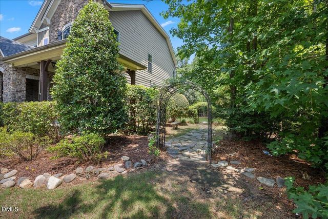 2417 Sterling Crest Drive, Wake Forest, NC 27587
