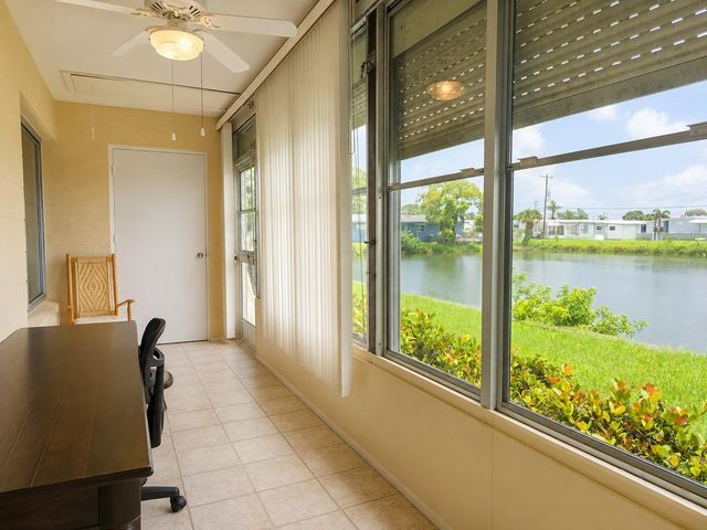 617 PARK CIRCLE 26, Bradenton, FL 34207