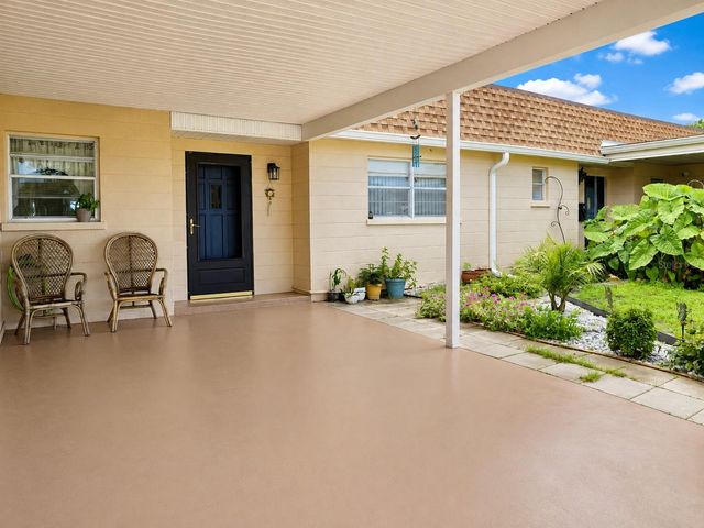 617 PARK CIRCLE 26, Bradenton, FL 34207