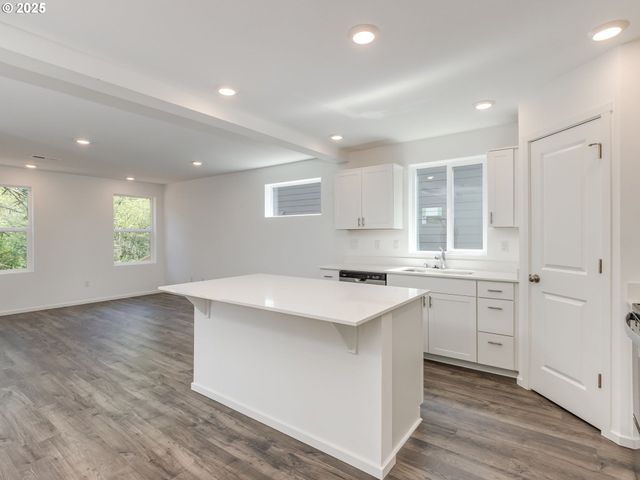 5907 Ne 121ST Way, Vancouver, WA 98686
