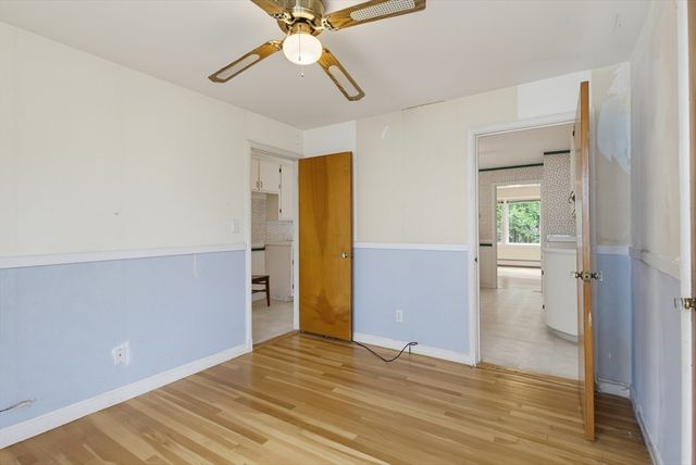 17 Reynolds St, Worcester, MA 01606