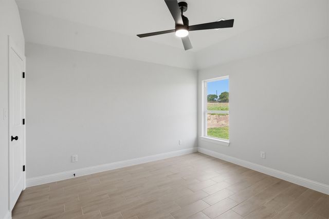 3148 Infinity Drive, Weatherford, TX 76087