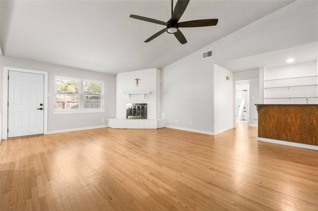 9730 Wickenburg Drive, Houston, TX 77031